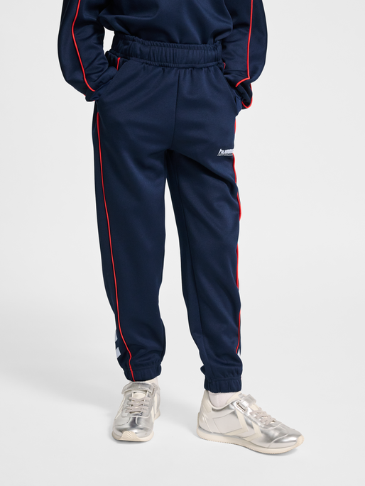 hmlJR INTERLOCK ADJUST PANTS, DRESS BLUES, model
