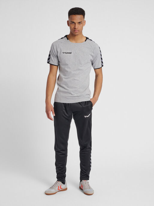 hmlAUTHENTIC TRAINING TEE, GREY MELANGE, model