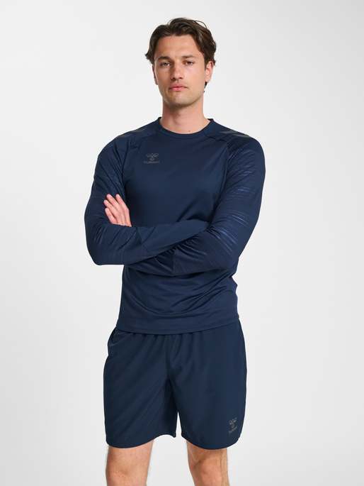 hmlPRO TRAINING CREW SWEAT, MARINE, model