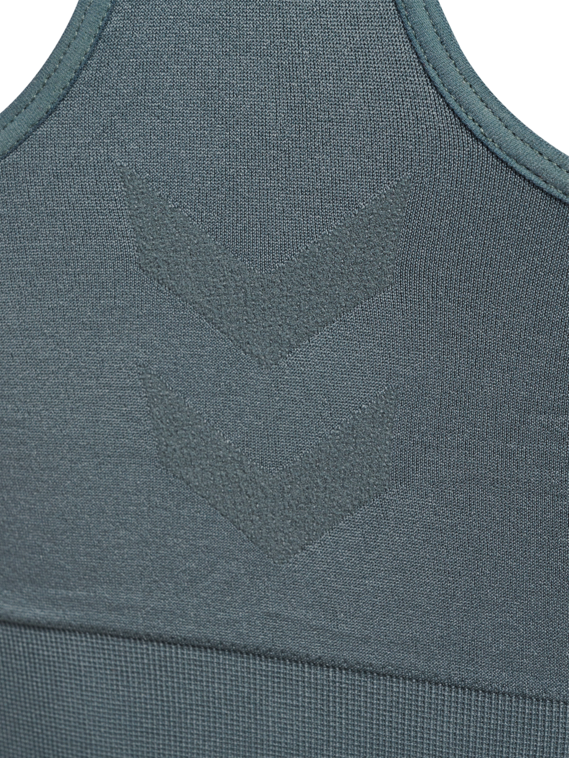 hmlTIF SEAMLESS SPORTS TOP, BALSAM GREEN, packshot