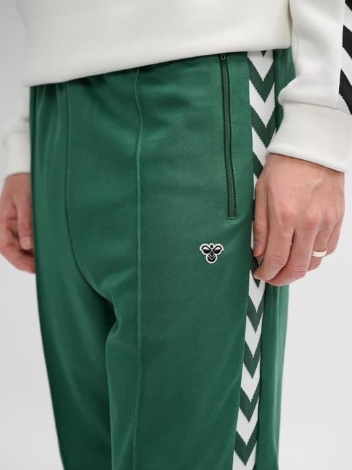 hummel ARCHIVE REGULAR POLY PANTS - DARK GREEN | hummelsport.de 