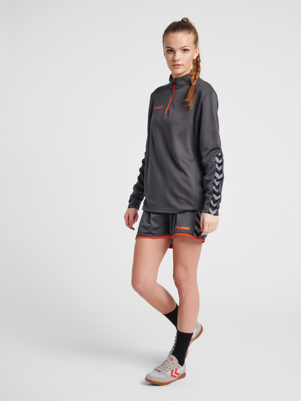 hmlAUTHENTIC HALF ZIP SWEATSHIRT WOMAN, ASPHALT, model