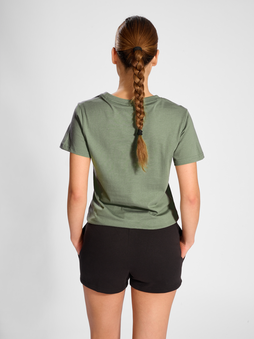 hmlACTIVE GRAPHIC CO TEE S/S WOMAN, SEA SPRAY, model