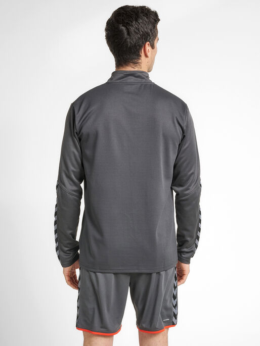 hmlAUTHENTIC HALF ZIP SWEATSHIRT, ASPHALT, model