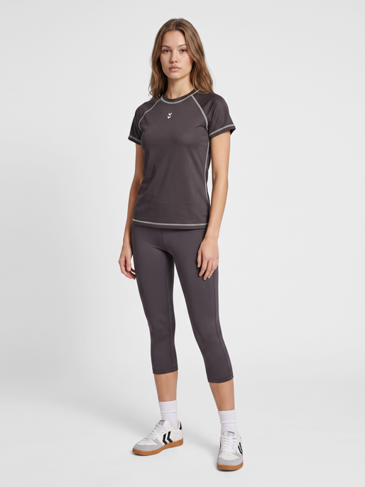 hmlPRIMA CAPRI TIGHTS, SHALE, model