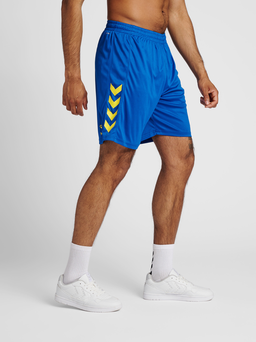 hmlCORE XK POLY SHORTS, TRUE BLUE, model