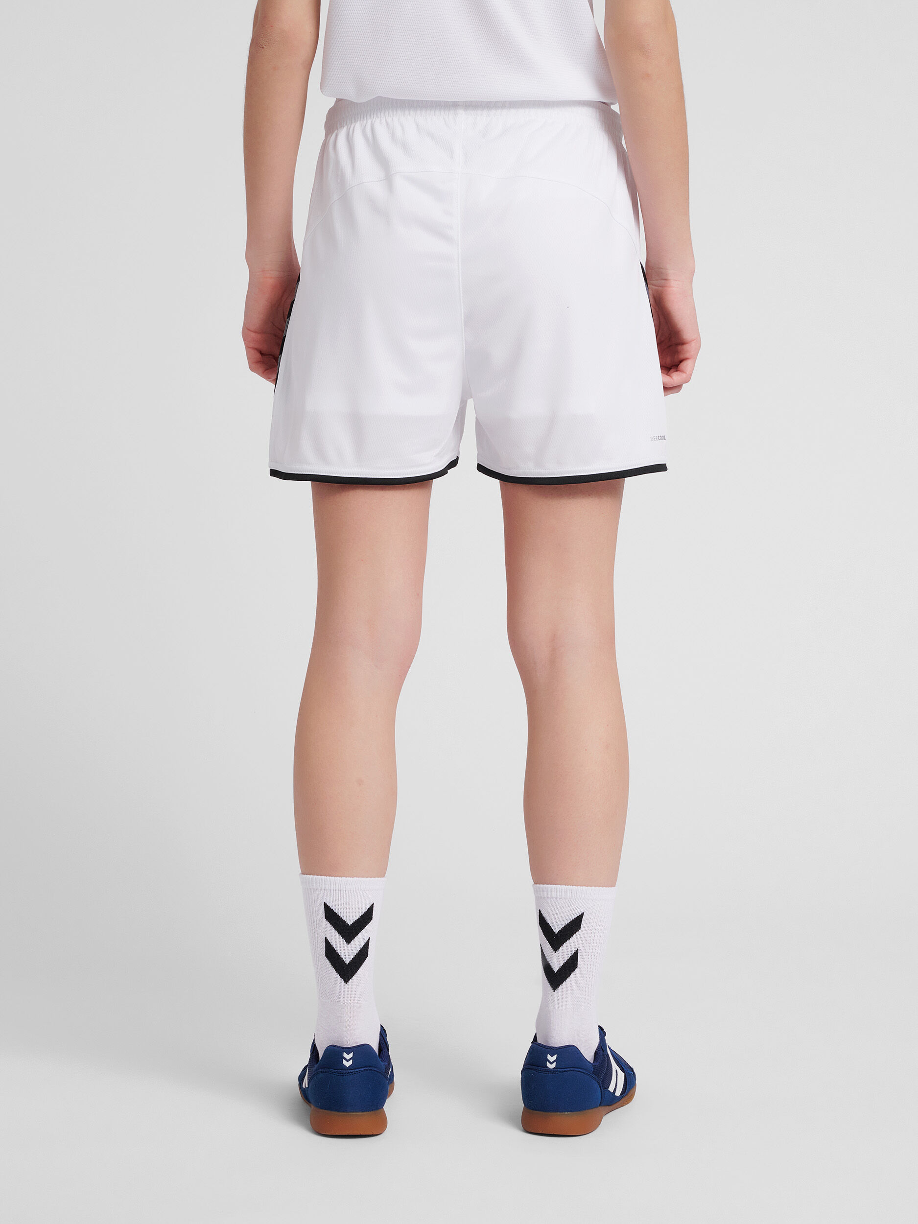 Hummel stay sales authentic shorts