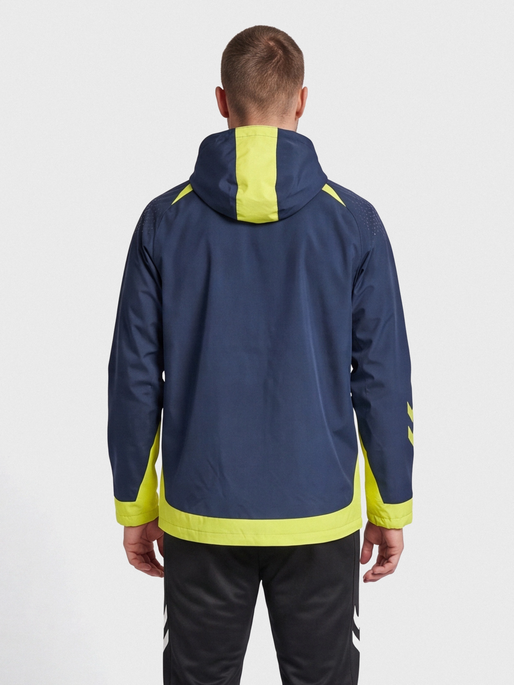 hmlLEAD ALL WEATHER JACKET , DARK DENIM, model