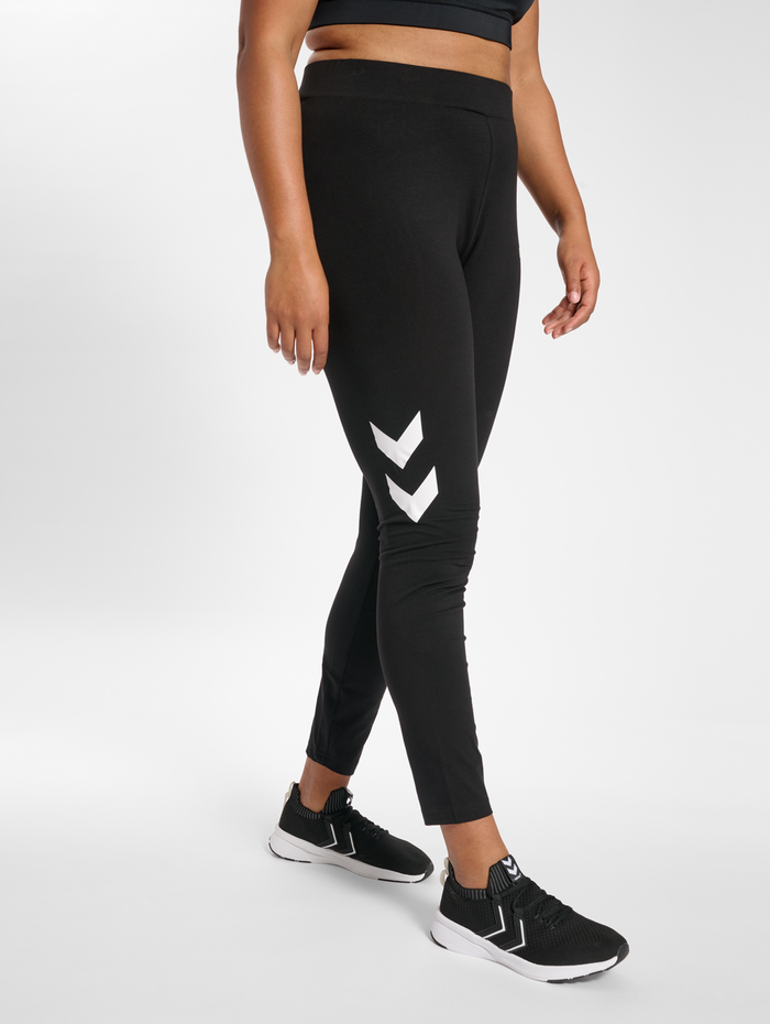 hmlLEGACY WOMAN HW TIGHTS PLUS, 2001, model