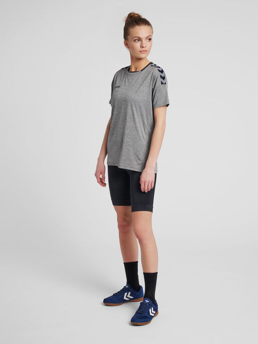 hmlAUTHENTIC POLY JERSEY WOMAN S/S, GREY MELANGE, model
