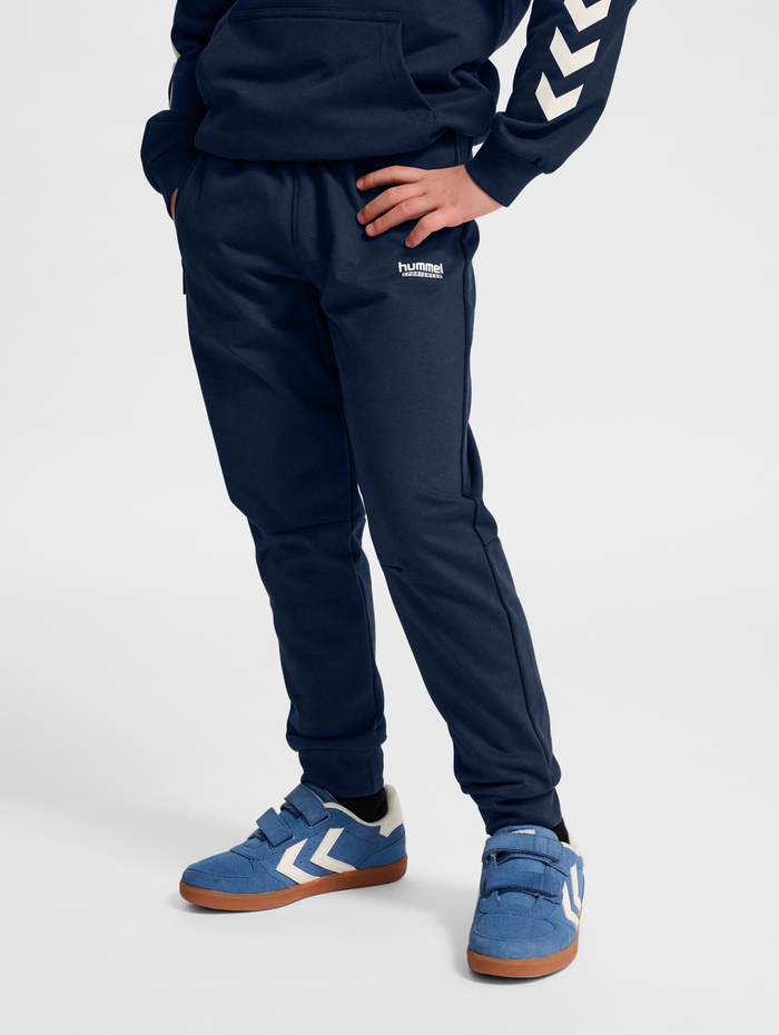 hmlJR REGULAR ADJ WAIST PANTS, DRESS BLUES, model