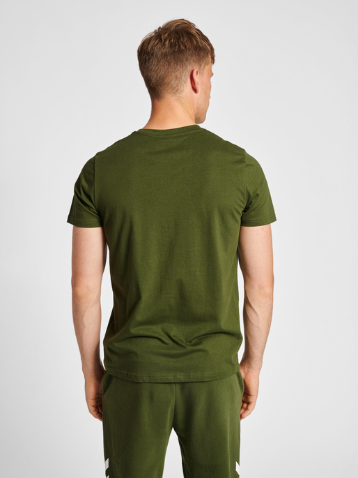 hummel LEGACY T-SHIRT - RIFLE GREEN | hummelsport.de