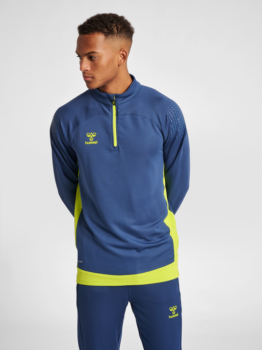 hmlLEAD HALF ZIP, DARK DENIM, model