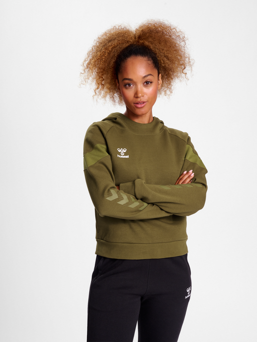 hmlTRAVEL SWEAT HOODIE WOMAN, MILITARY OLIVE, model