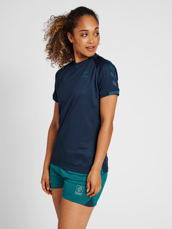 hmlGG12 ACTION JERSEY S/S WOMAN, MARINE, model