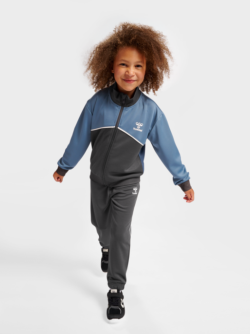 hmlLUBAGO TRACKSUIT, BERING SEA, model