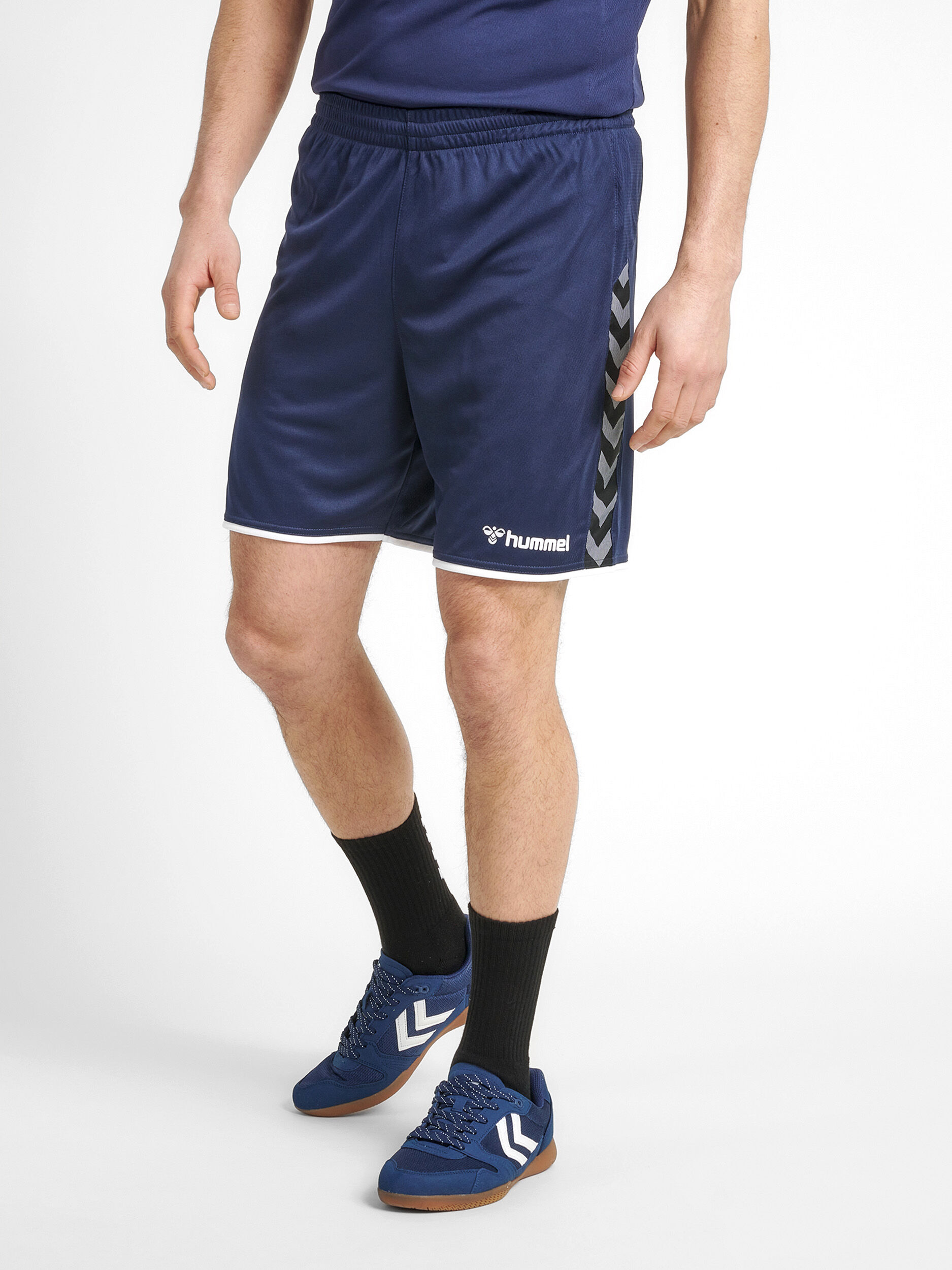 Hummel short on sale