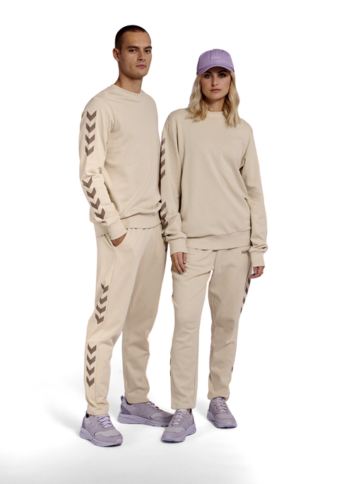 Hummel discount sweatshirt price