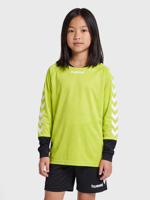 ESSENTIAL GK JERSEY, EVENING PRIMROSE, model