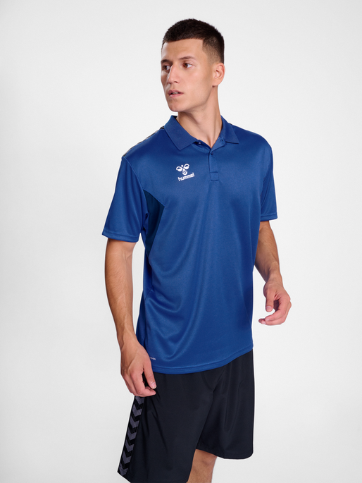 hmlAUTHENTIC FUNCTIONAL POLO, TRUE BLUE, model