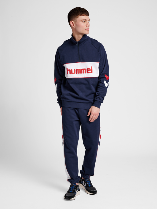 hmlIC DURBAN HALF ZIP SWEATSHIRT, 7666, model