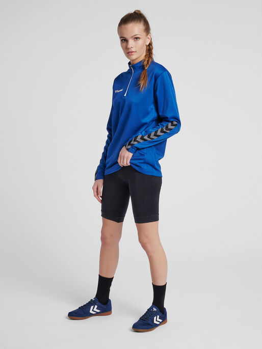 hmlAUTHENTIC HALF ZIP SWEATSHIRT WOMAN, TRUE BLUE, model