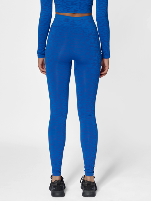 hmlMT LEO SEAMLESS MW TIGHTS, OLYMPIAN BLUE/SODALITE BLUE ME, model