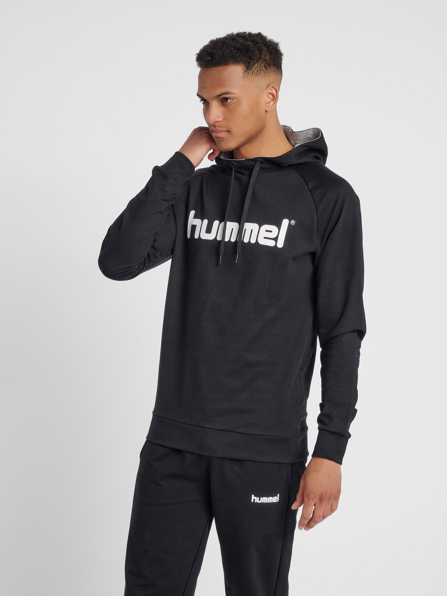 hummel GO COTTON LOGO HOODIE BLACK hummelsport