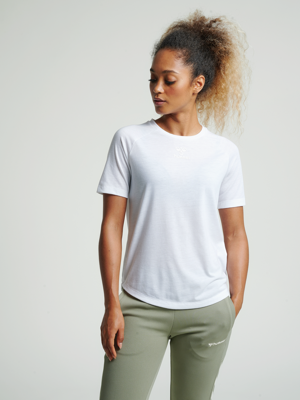hmlVANJA T-SHIRT S/S, 9001, model