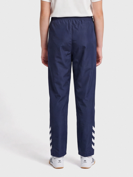 hmlCORE XK MICRO PANTS KIDS, MARINE, model