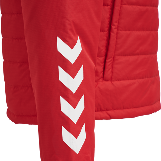 hmlPROMO SHORT BENCH JACKET, TRUE RED, packshot