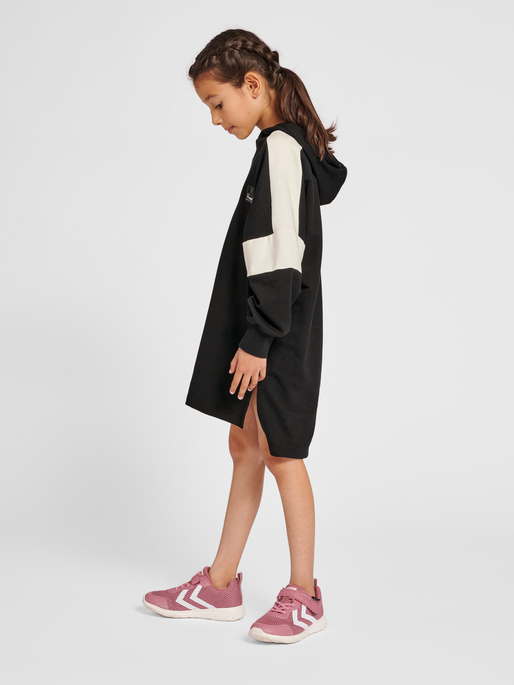 Hoodie dress clearance with sneakers