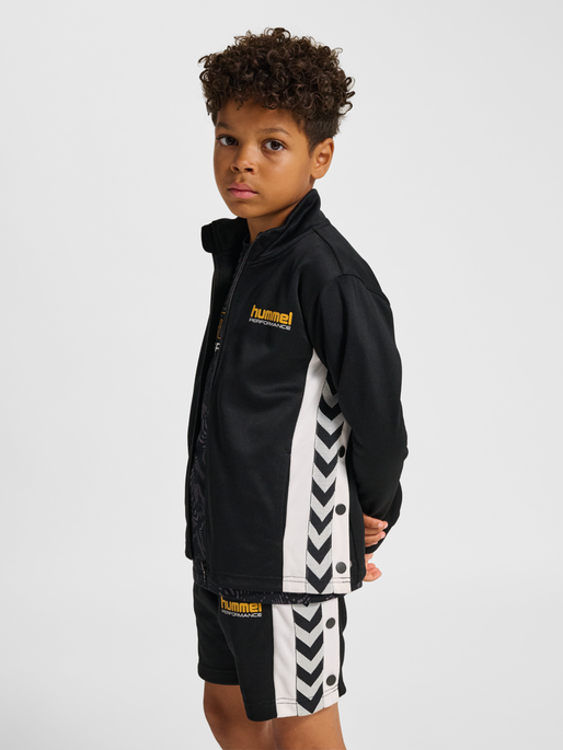 hmlJR CHEVRON ZIP JACKET, BLACK, model