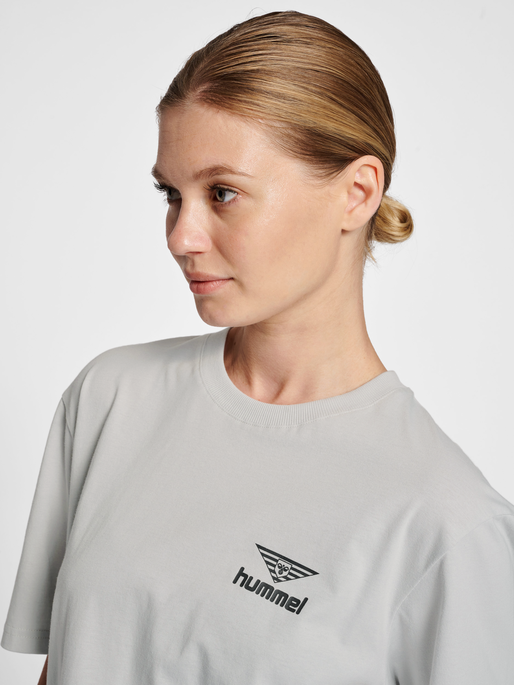 hmlLGC 365 T-SHIRT, HARBOR MIST, model
