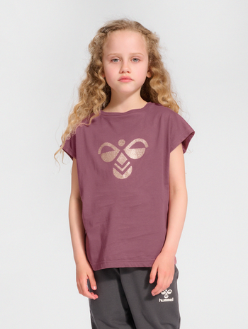 hmlDIEZ T-SHIRT S/S, ROSE BROWN, model