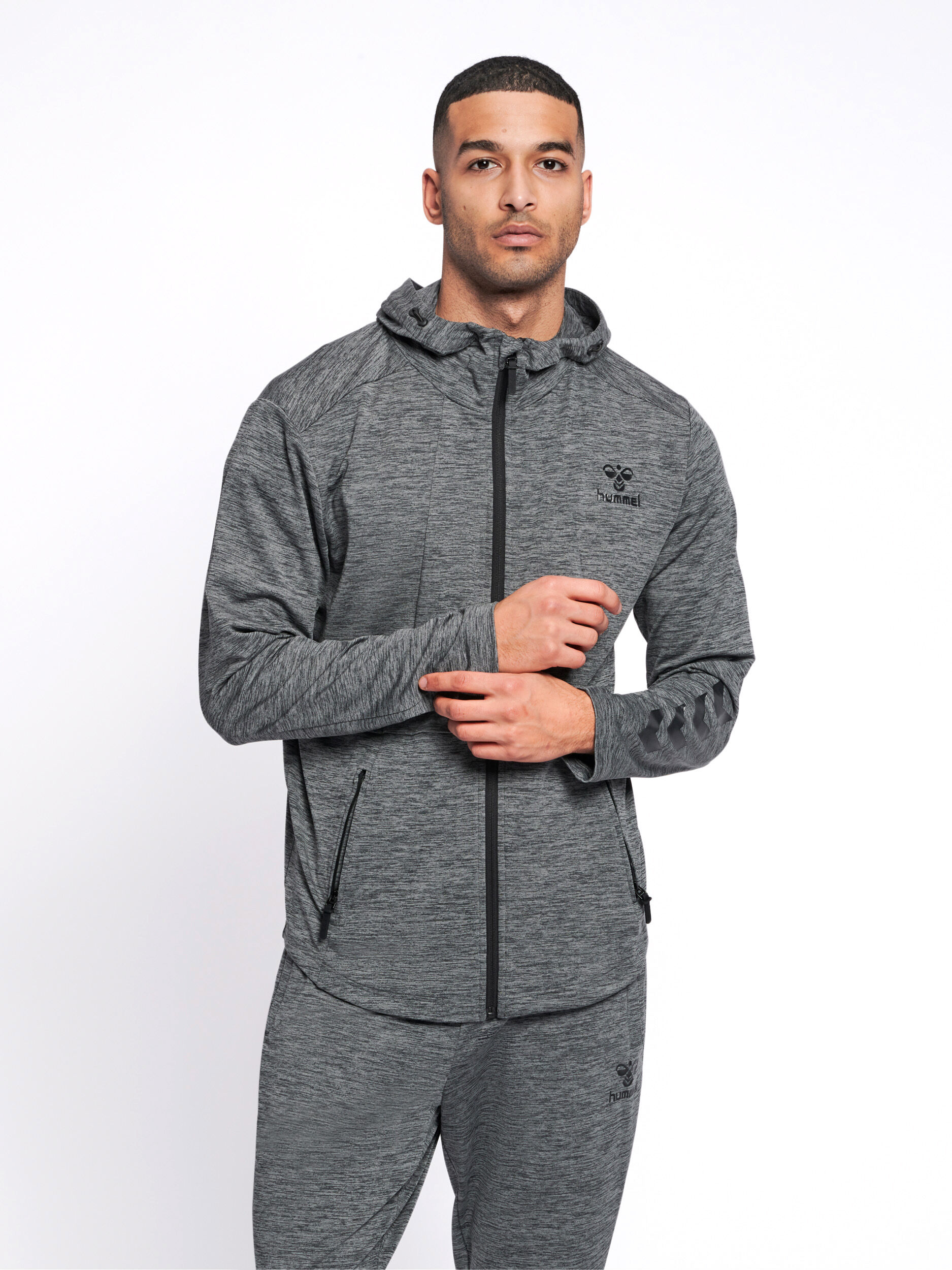 Hummel zip hoodie online