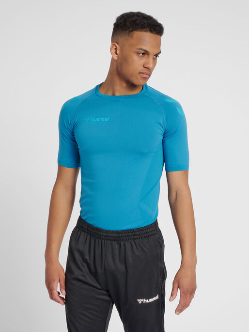 hmlAUTHENTIC PRO SEAMLESS JERSEY S/S, CELESTIAL, model