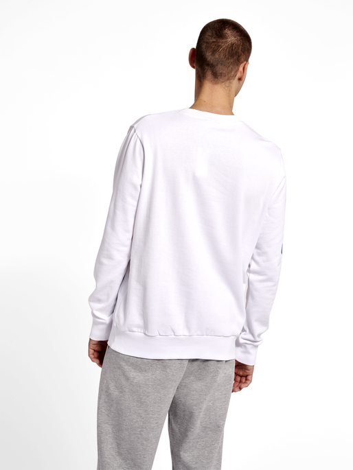 hmlLEGACY SWEATSHIRT, WHITE, model