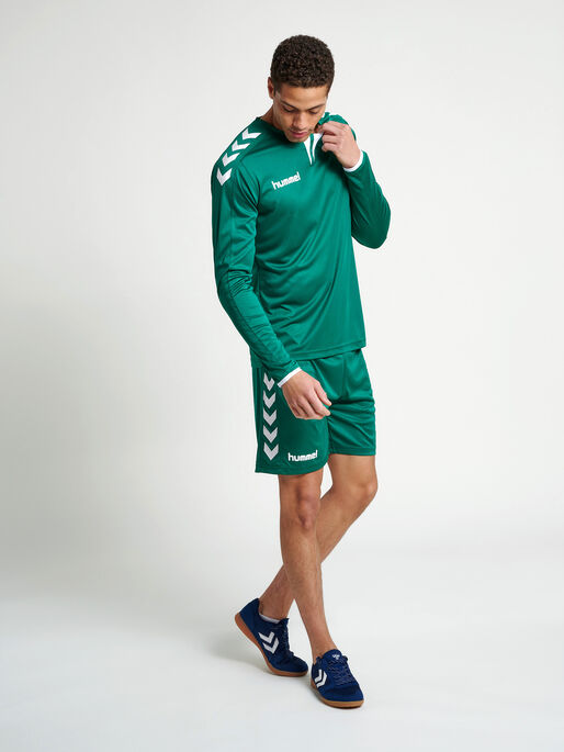 CORE POLY SHORTS, EVERGREEN PR, model