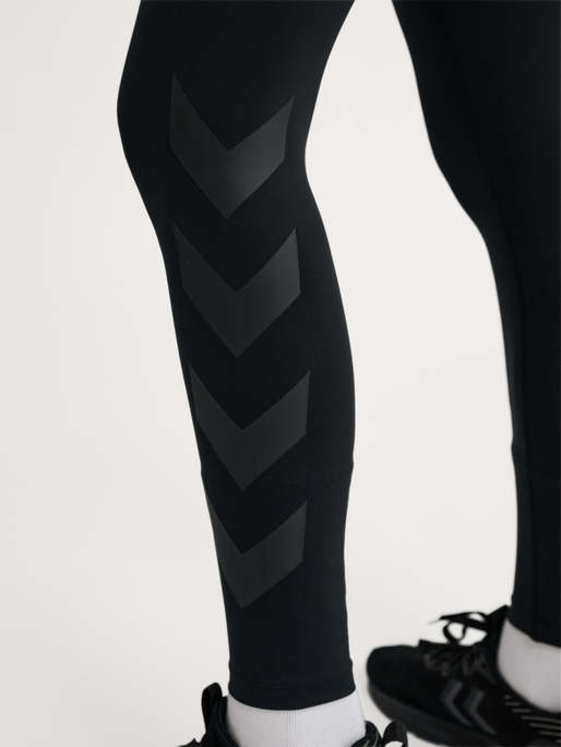 hmlPULSE MID WAIST TIGHTS, BLACK, model