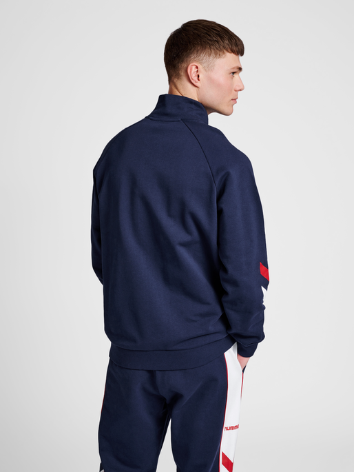 hmlIC DURBAN HALF ZIP SWEATSHIRT, 7666, model