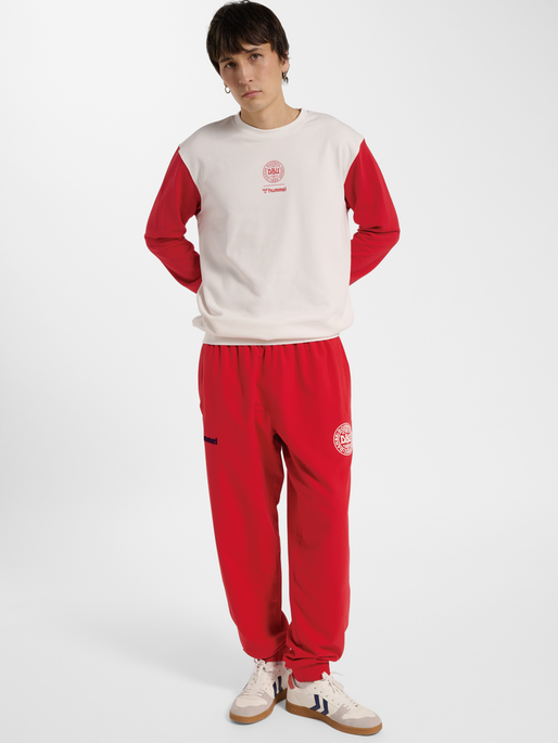 DBU 26 FAN RED-WHITE TEE LS, WHITE/TANGO RED, model
