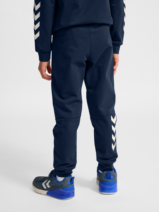 hmlJR REGULAR ADJ WAIST PANTS, DRESS BLUES, model