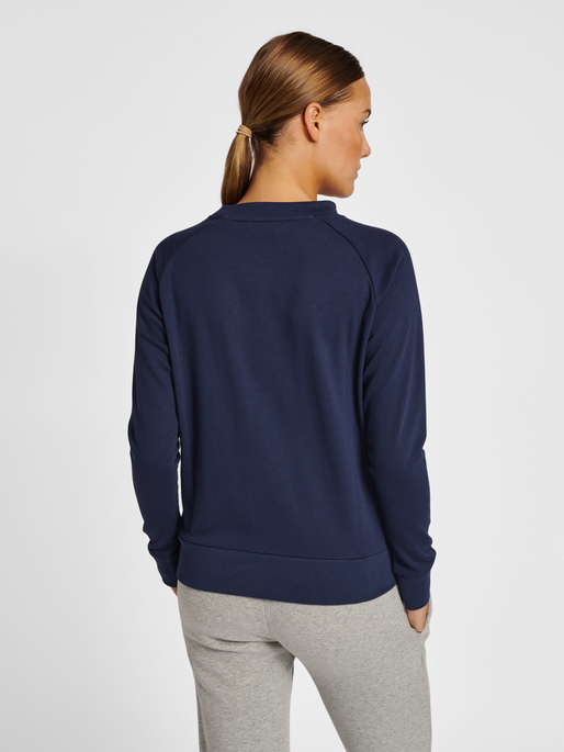 hmlICONS WOMAN SWEATSHIRT, PEACOAT, model