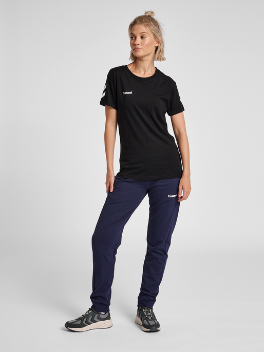 HUMMEL GO COTTON T-SHIRT WOMAN S/S, BLACK, model