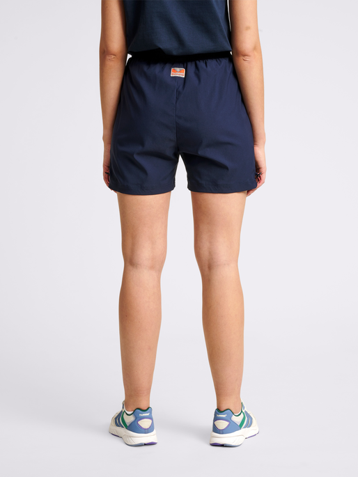 Hummel shorts online with pockets