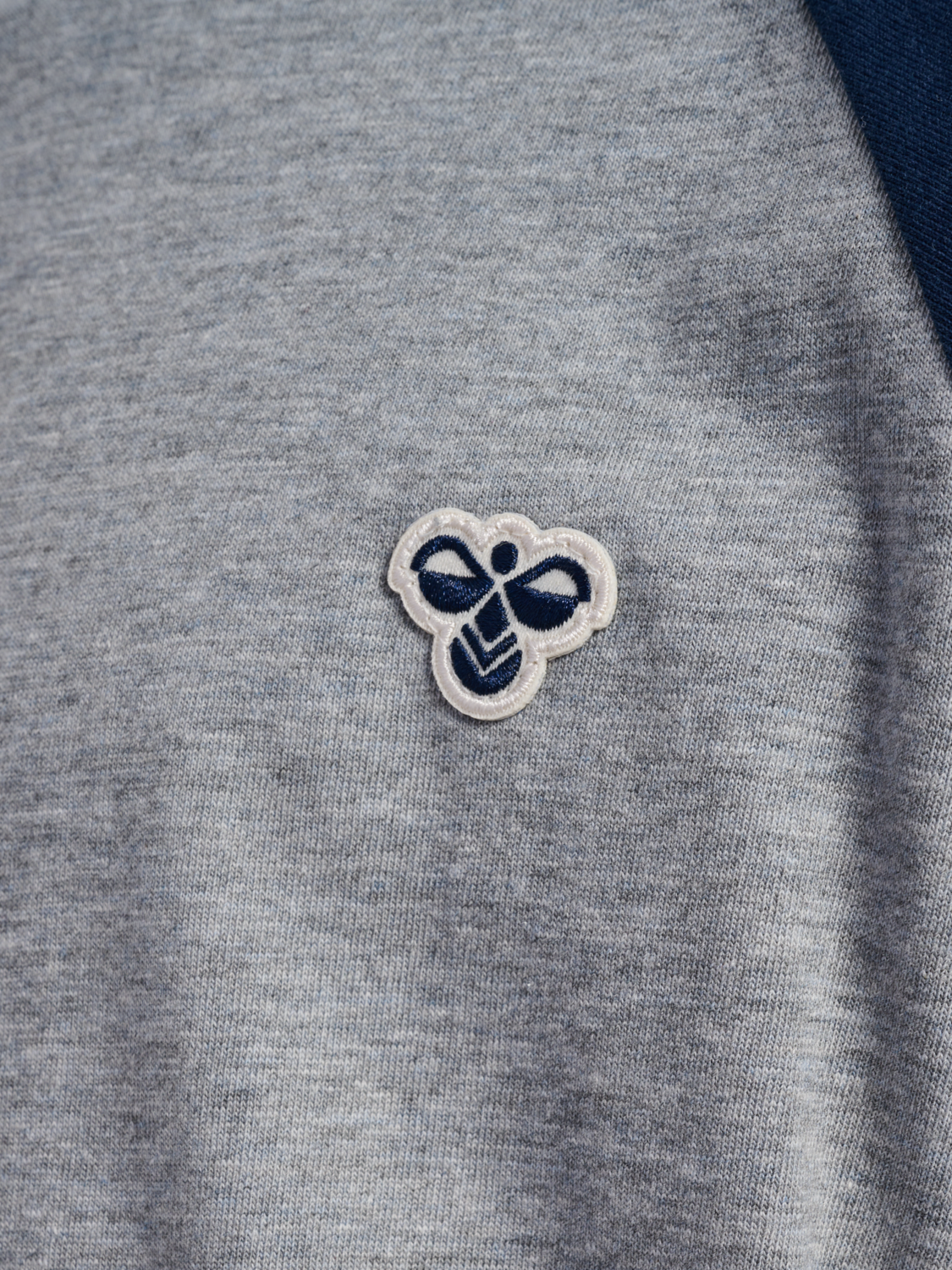 hmlJR RAGLAN LOOSE T-SHIRT L/S BEE, DRESS BLUES, packshot