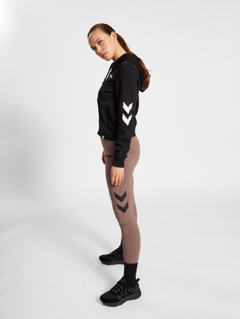 hmlLEGACY WOMAN ZIP HOODIE, BLACK, model