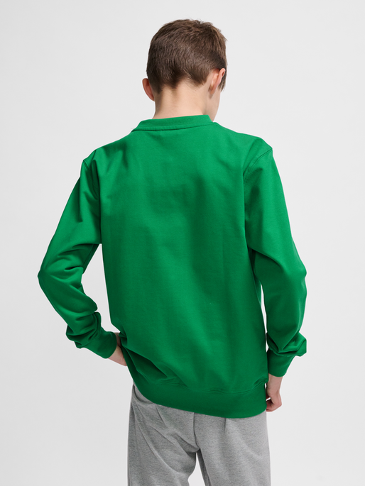 hmlGO 2.0 SWEATSHIRT KIDS, JELLY BEAN, model