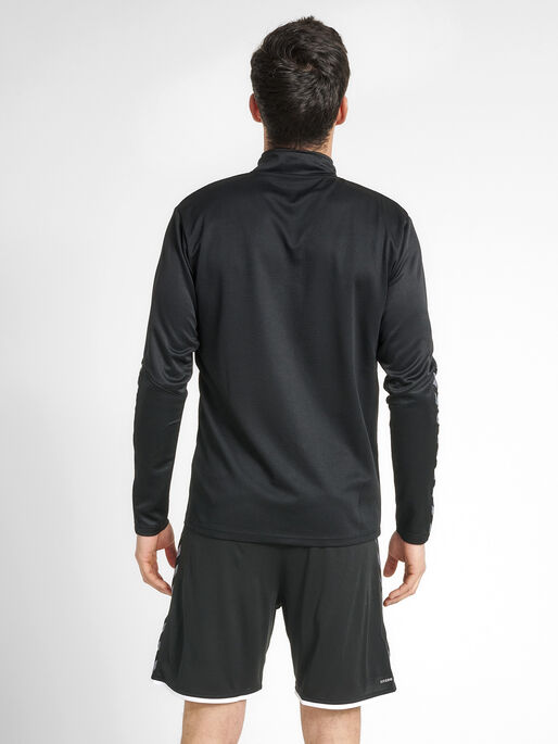 hmlAUTHENTIC HALF ZIP SWEATSHIRT, BLACK, model